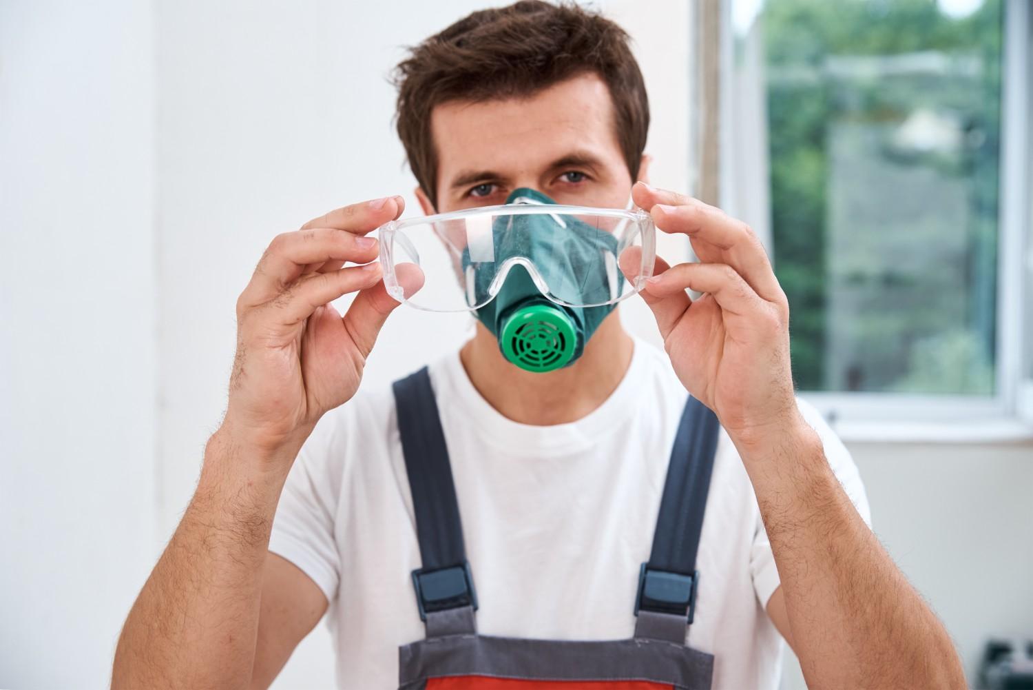 How to Wear a Respirator