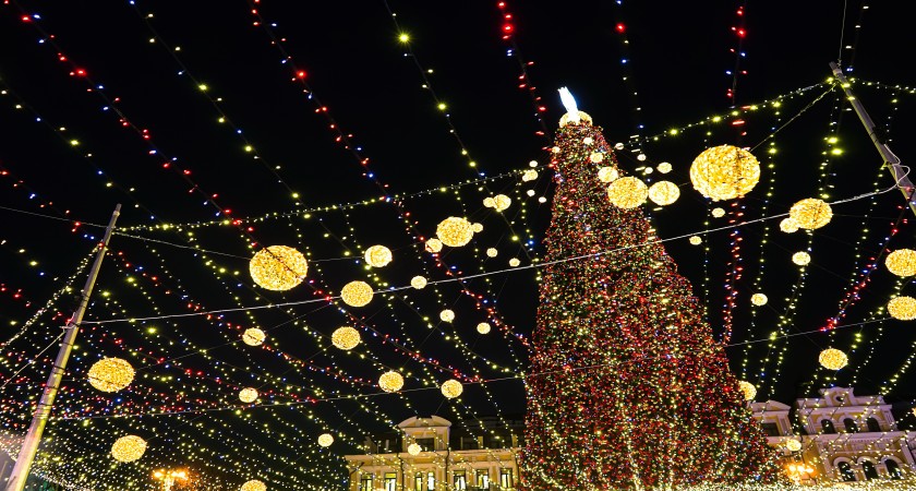 christmas-tree-glows